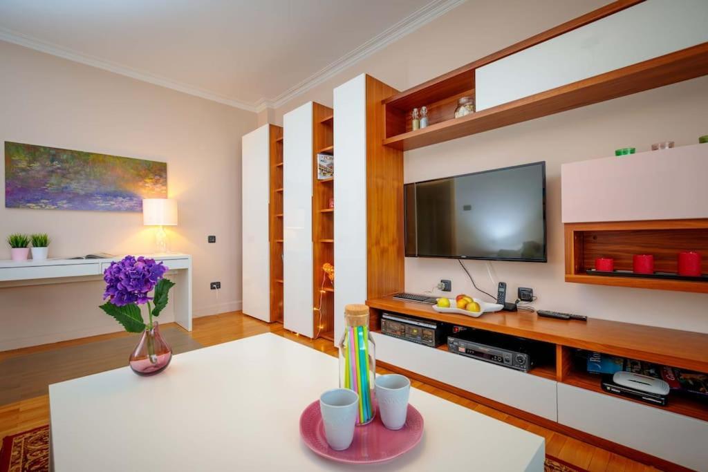 Green Apartment - Top Location, Near City Center! Σόφια Εξωτερικό φωτογραφία